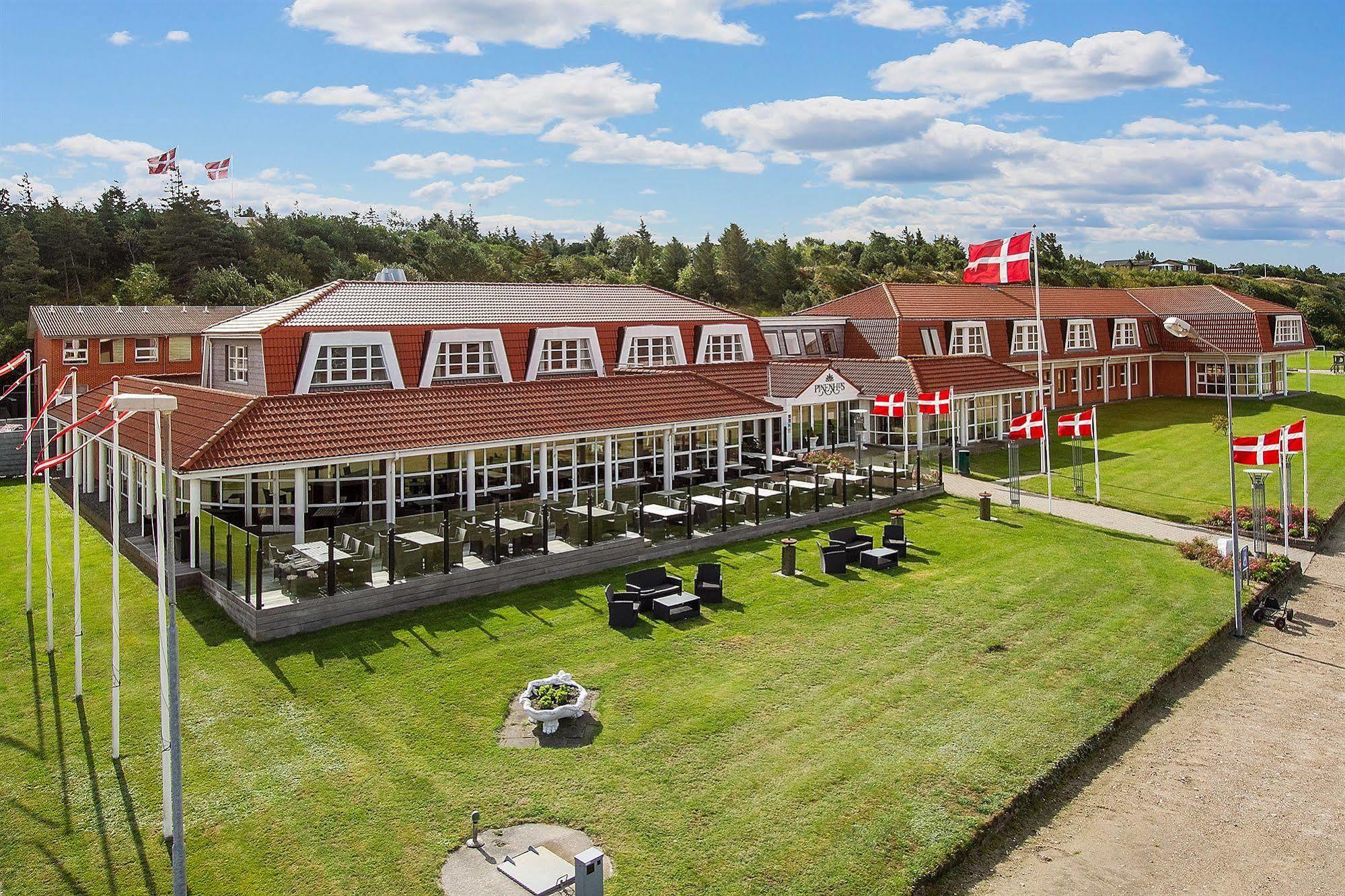 Hotel Pinenhus Glyngøre Exterior foto